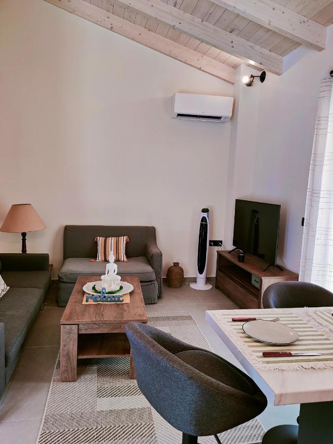 The Old Stables Apartment Vátos 外观 照片