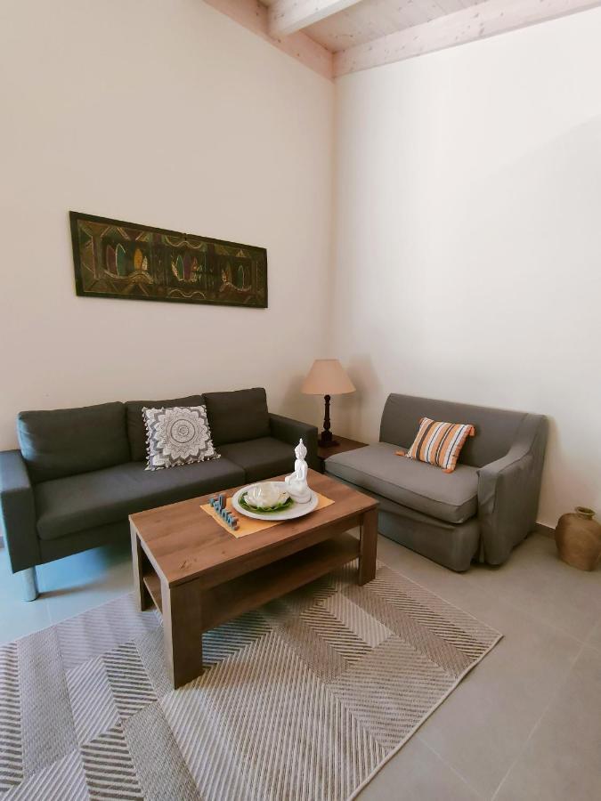 The Old Stables Apartment Vátos 外观 照片