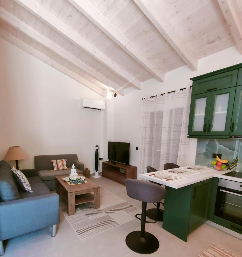The Old Stables Apartment Vátos 外观 照片