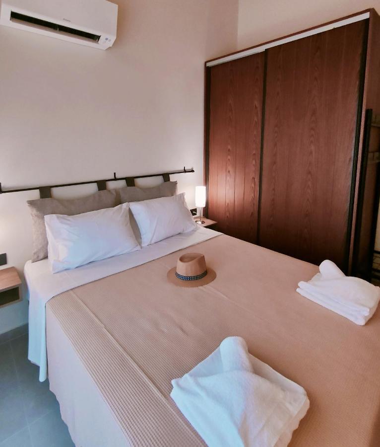 The Old Stables Apartment Vátos 外观 照片